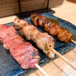 もつ焼 狼煙 博多上川端本陣 - もつ焼き はつ 143円、たんすじ 143円、かしら 143円