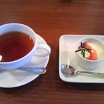 グリーティング - 紅茶とスイーツ。