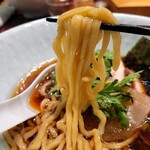 饗 くろ喜 - 麺リフト　醤油