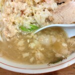 ラーメン二郎 - よく攪拌します