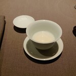 茶禅華 - 温杏仁豆腐