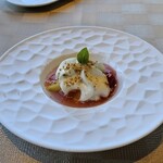 THE HIRAMATSU HOTELS&RESORTS - ヨーグルトのムースと様々なフルーツのサングリア