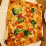 カスタネット - ブロッコリーピザ