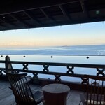 THE HIRAMATSU HOTELS&RESORTS - 目の前に海が広がるラウンジでしばし休憩
