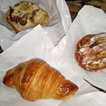 ハナサクベーカリー - あとLAWSONでメガコーヒーとサラダを購入。