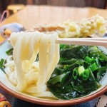 Ohara Udon - 手打ち感がよくわかる
      コシはなく、柔らかいけど美味しいね♡