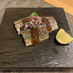歩路庵 - 秋刀魚のワタ醤油がけ