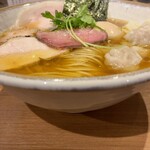 ジャパニーズ ラーメン 五感 - 「特上の醤油らぁめん」(1600円)