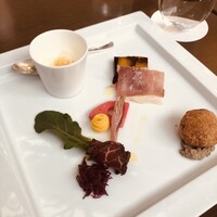 Lounge & Dining G - 