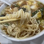 Chuuka Mizutani - 麺はストレート細麺