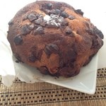 ブーランジェリー セイジアサクラ - 2013年10月：ショコラオランジュ(\218)…紙に包まれたうえでビニールに入っていました