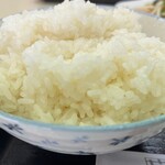 Chikusen - ご飯は大盛サイズ