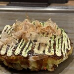 Teppanyaki Monjayaki Hiiro - ふかふか系でキャベツシャキっと、どくとくの甘く香る生地