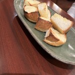 アレジイ - ガーリックトースト