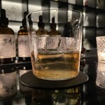 Gold Bar at EDITION - 