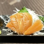居酒屋　笑顔 - 富士の介　マスの食感とサーモンの味わいが美味♪