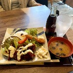 29BAL - 鶏もも肉のチキン南蛮プレート