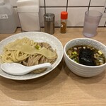 麺や 麦ゑ紋 - 