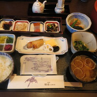 京料理 熊魚菴 たん熊北店 横浜ホテルニューグランド店 - 和朝食（鰈）