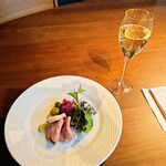 やまや総本店 白金小径 - 