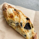 Comme’N TOKYO - オリーブとチーズ