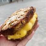 Comme’N TOKYO 本店 - 本日のクリームパン