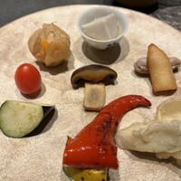 IAKU  - 