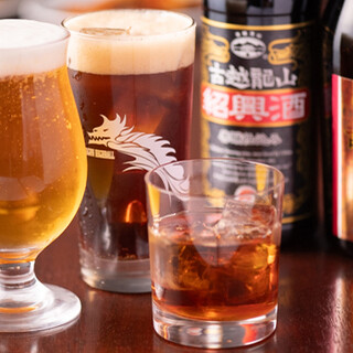 We offer alcoholic beverages that go well with Chinese Cuisine. Please enjoy it with your cooking!