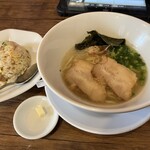 Tenjiku - 半チャーハン・トッピングバター