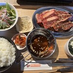 Yakiniku Rafuto - カルビ＆ハラミ定食@1,580円