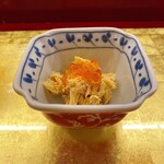 すし凛道 - 北海道産の毛蟹。濃厚なミソが絡んでうまい。