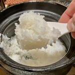 とんかつ神楽坂さくら - 自分でご飯を盛り付ける