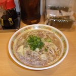 大栄食堂 - ラーメン380円