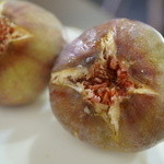 トモチコンフィチュール - 自家農園で作っているいちじく。