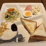 やまなみ珈琲店 - ホットサンドセット(ハムチーズ)ドリンク代+¥350