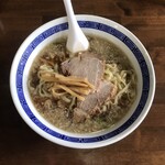 関屋 福来亭 - ラーメン税込850円