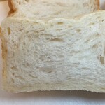 BAKERY YAMAKI - 食パン断面