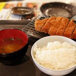 串かつ どない家 - ランチ Bigとんかつ定食 豚ロース(200g)