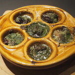 ワインとチーズと旨い肴のBAR à VIN 徳蔵 - エスカルゴバター ブルゴーニュ風