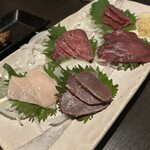 完全個室居酒屋 串ばってん - 馬刺し5点盛り