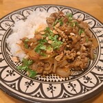 新外觀！ 【摩洛哥牛丼】午餐數量有限