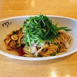 ワンルームカフェ - ヤリイカと木の子の和風パスタ（低糖質）