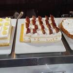 ホテルニューオータニ幕張 ザ・ラウンジ - スーパーショートケーキ、タルト