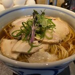 駄目な隣人 - REGULAR(生姜醤油ラーメン・大盛無料) 900円