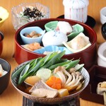 京都 福ろく寿 - 季節御膳(鰤、鮭)