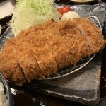 かごっま酒場 八木男 - ロースカツ定食