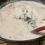 元祖トマトラーメンと元祖豆乳ラーメンと元祖トマトもつ鍋 三味 - 