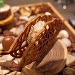 レストラン ラ・フロレゾン・ドゥ・タケウチ - ○リエット　葉っぱの形のチュール