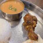 インド料理インディゴ - タンドリー手羽元