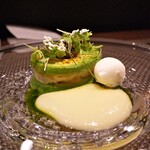 レストラン ラ・フロレゾン・ドゥ・タケウチ - ○完熟アボガドとズワイ蟹のアンサンブル